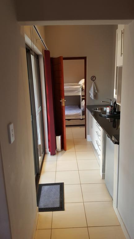 Casa Bianca Guest Lodge Hartbeespoort Chambre photo