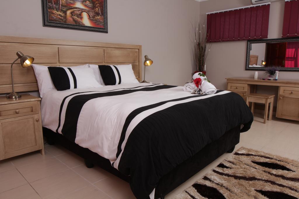 Casa Bianca Guest Lodge Hartbeespoort Chambre photo