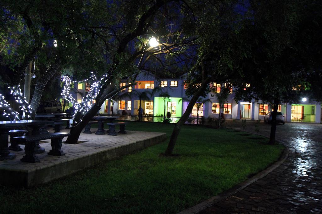 Casa Bianca Guest Lodge Hartbeespoort Chambre photo